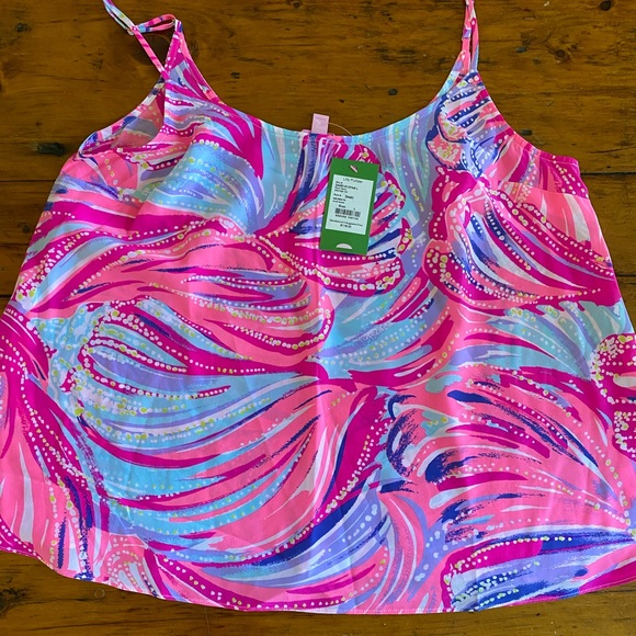 Lilly Pulitzer Tops - BRAND NEW  Lilly Pulitzer silk tank! ✨ SOLD ✨